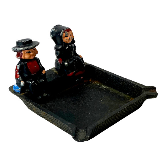 1950's Dalecraft Cast Iron Ashtray Amish Boy Girl Couple Hand Painted Folk Art - Picture 8 of 8